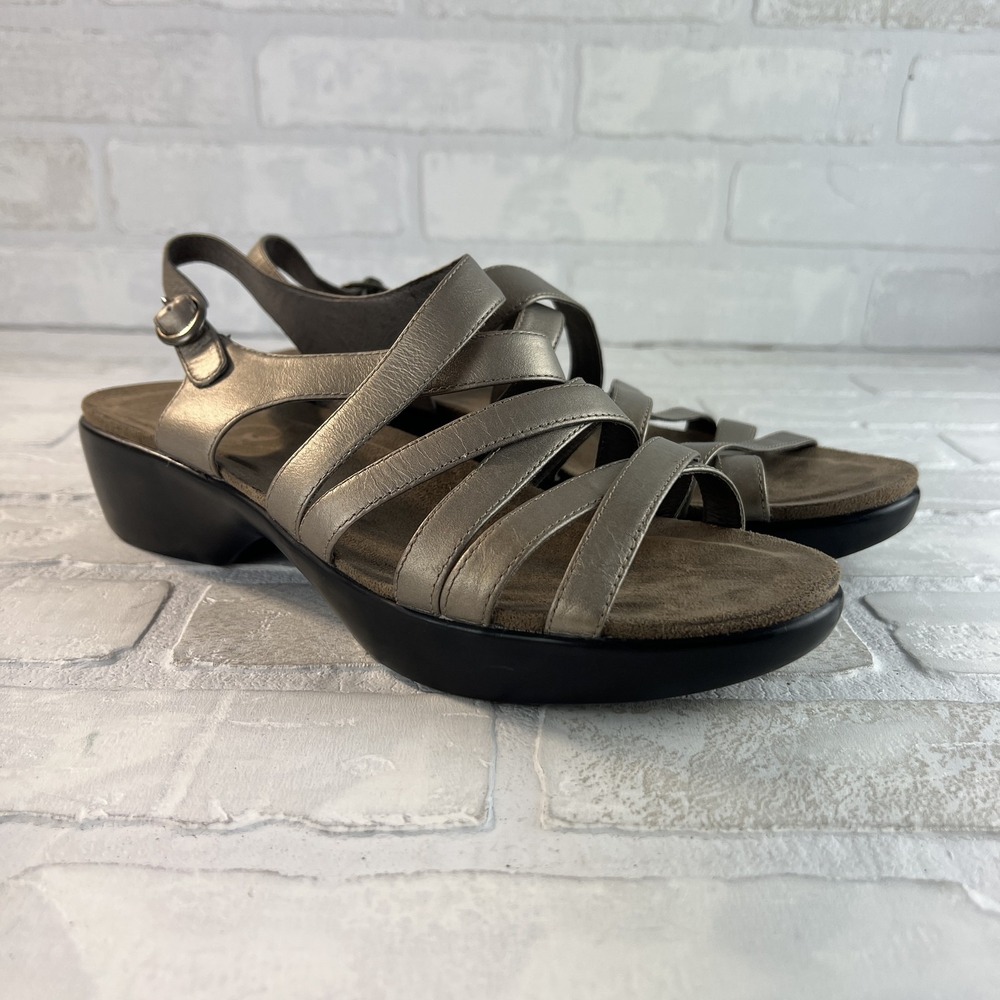 Dansko Dani Sandals Shoes‎ Womens 40 Pewter Strappy Comfort Wedge Leather Buckle